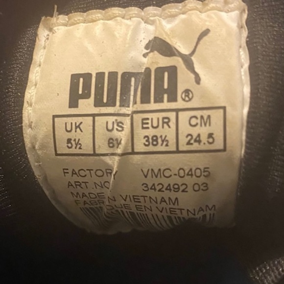 Puma Mostro Sneakers - Picture 8 of 8